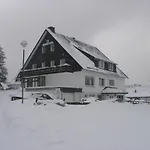 Han/Misafirhane Gaestehaus Mira