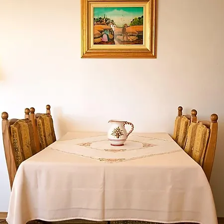 بيت ريفي Gaestehaus Mira *