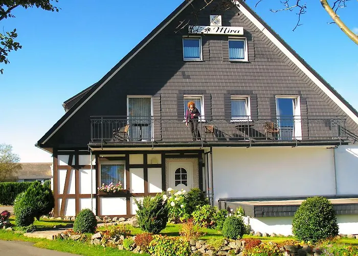 Fogadó Gaestehaus Mira *